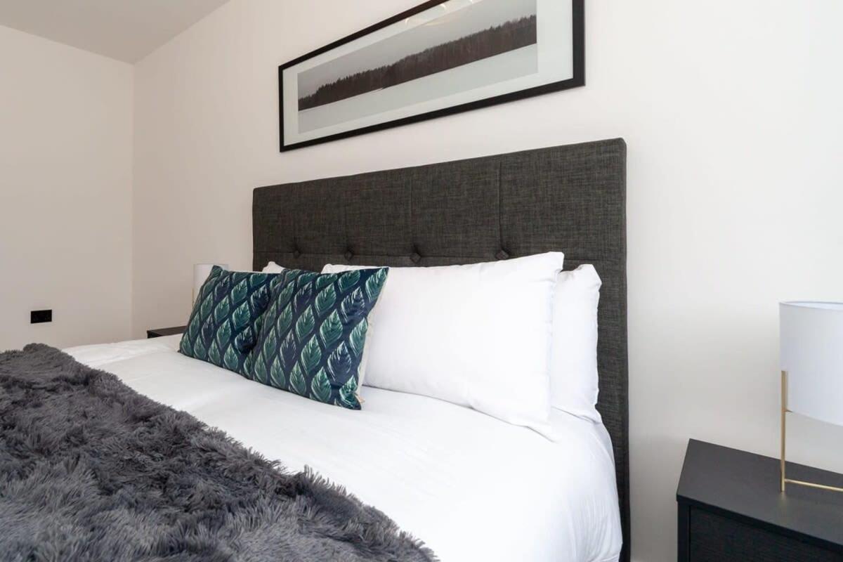Modern 2 Bedroom Apartment In Wimbledon Londyn Zewnętrze zdjęcie